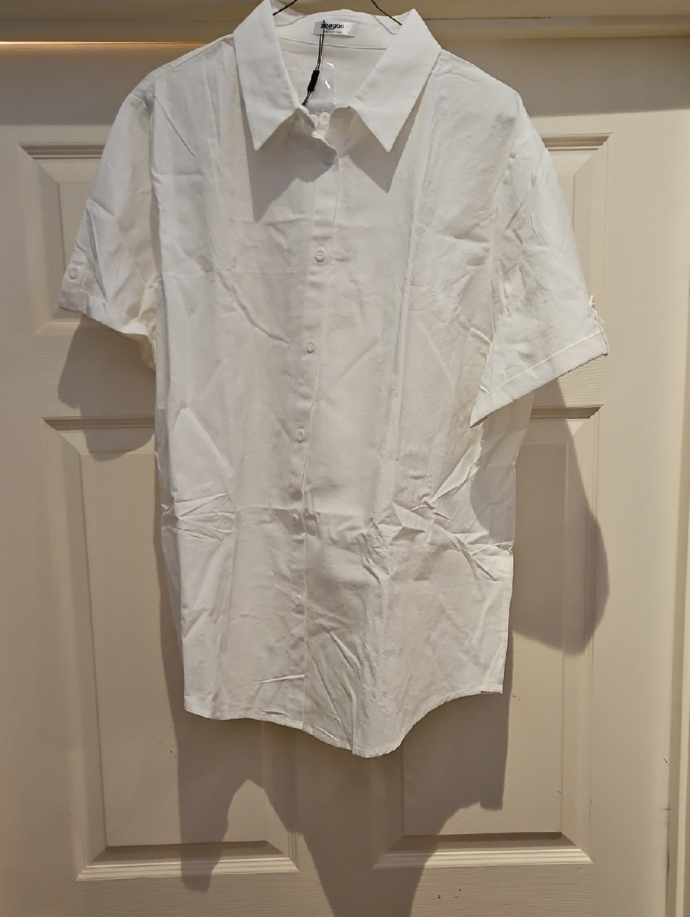 zeagoo White Short-Sleeve Button Down Shirt